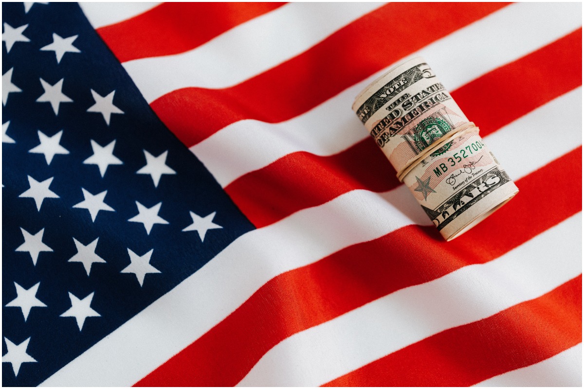 Dólar hoje 15/03/2021: moeda inicia semana em alta e fecha em R$ 5,64