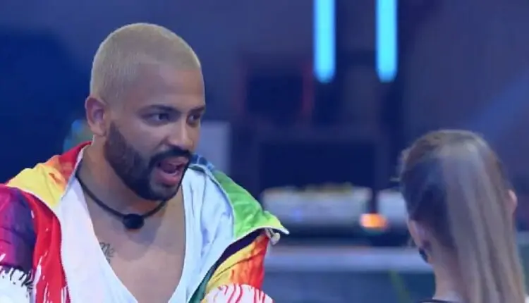 Projota sobre relacionamento de Carla e Arthur