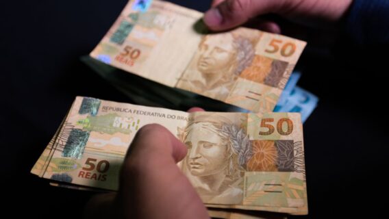 Saque antecipado Auxílio Emergencial: veja quando você vai receber