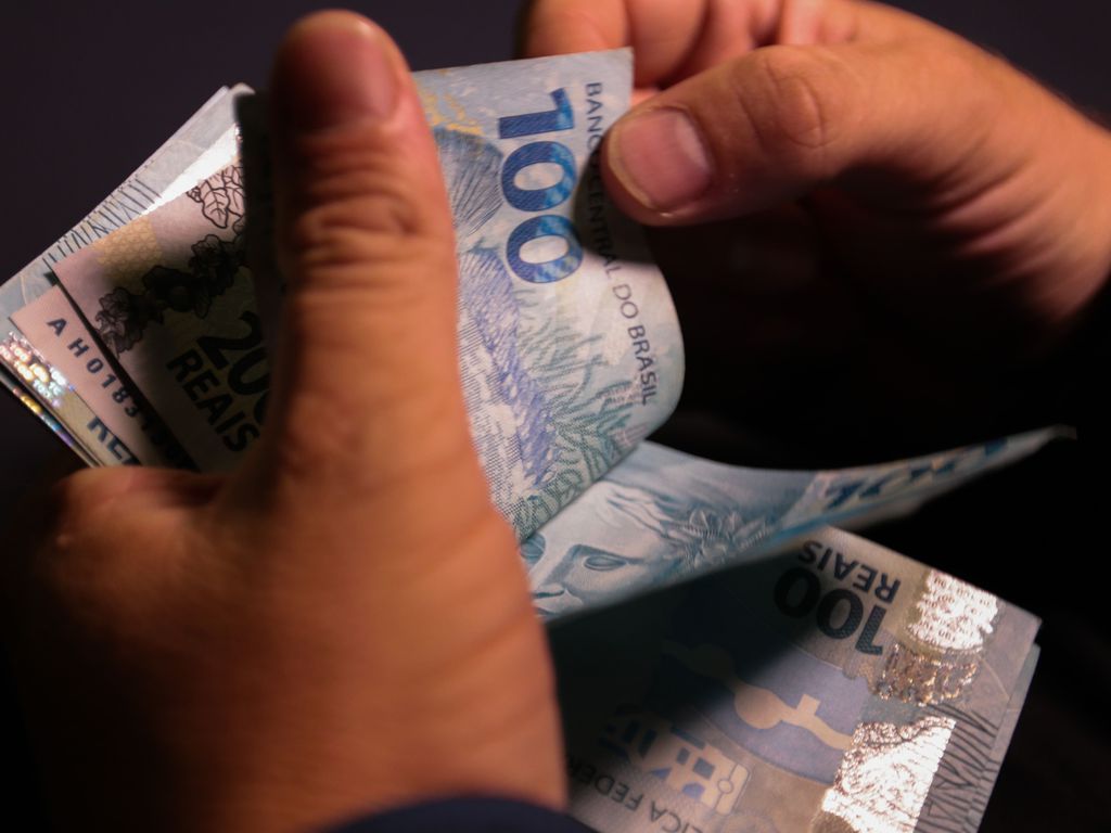 Notas de R$ 100