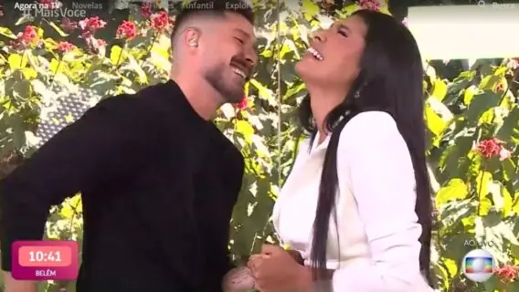 Pocah na Ana Maria: mensagem para Cardi B e pedido de casamento