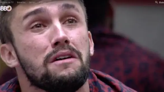 BBB21: Arthur conversa com produção após briga em jogo da discórdia
