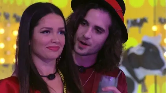 Festa de ontem BBB21: guerra de almofada e Fiuk flertando com Juliette