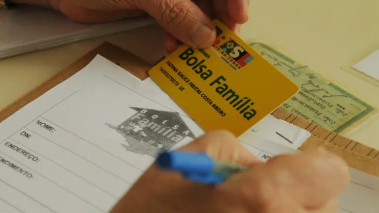 Calendário do Bolsa Família: veja quem recebe o auxílio hoje (19)