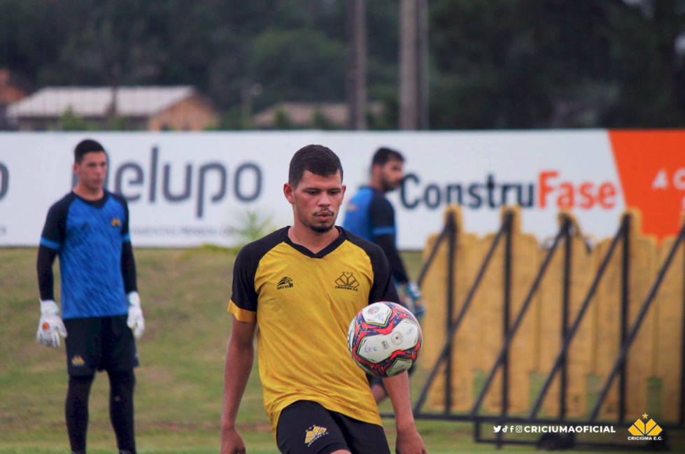 Saiba como assistir ao vivo jogo entre Criciúma e Metropolitano