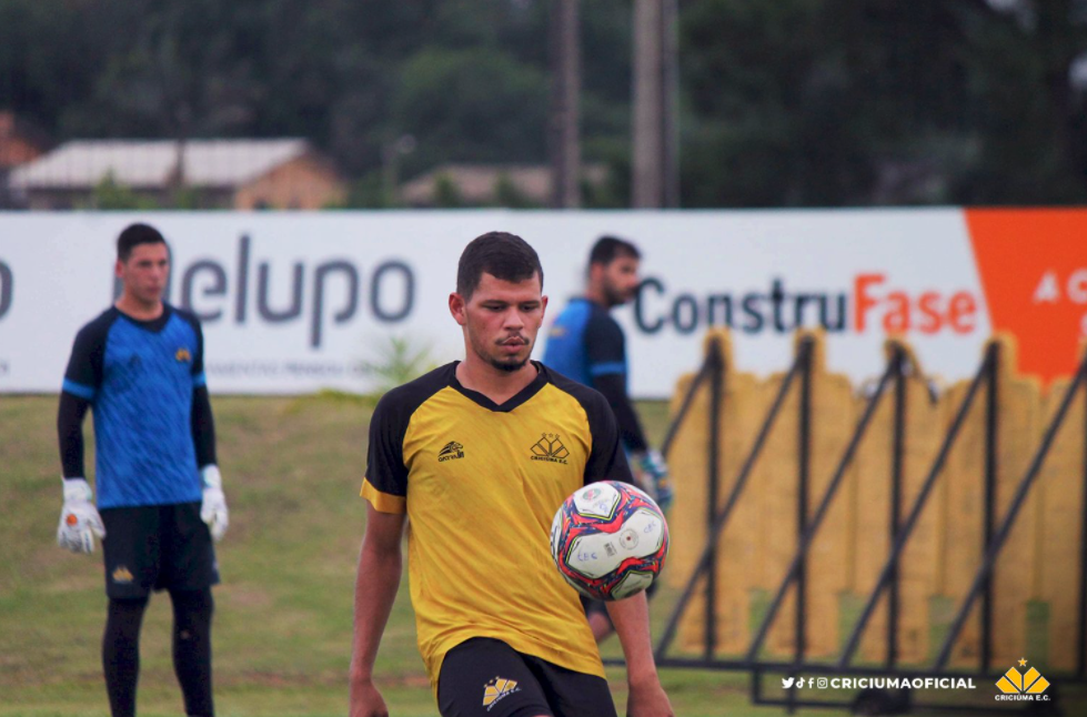 Confira como assistir o duelo entre Criciúma e Avaí no Catarinense