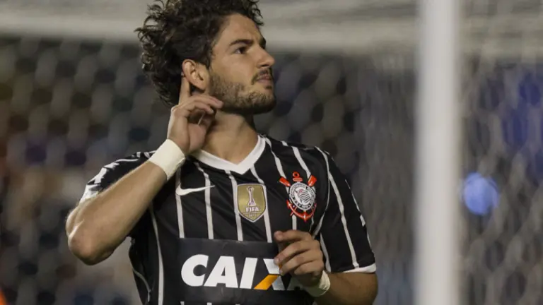 6 piores contratações da história do Corinthians