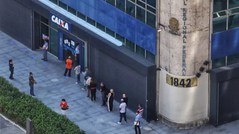 Veja a data para saque do Auxílio Emergencial 2021