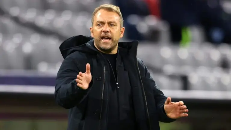 Juventus busca Flick, técnico do Bayern, para substituir Pirlo