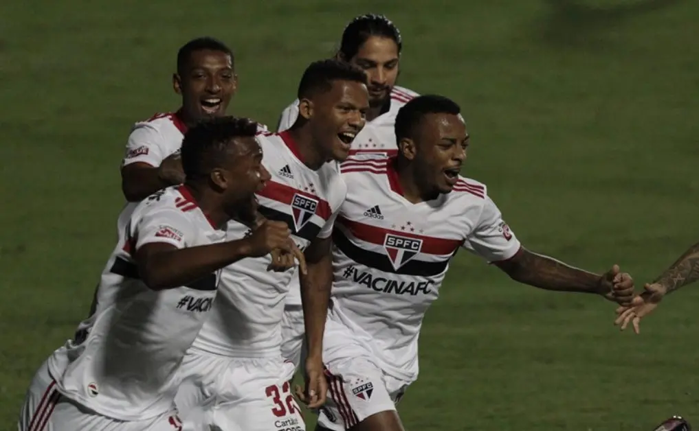 Jovens da base ganharam mais destaque com a chegada de Crespo