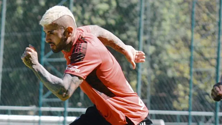 Jogos de hoje na TV: saiba onde assistir as partidas deste sábado (10/04)