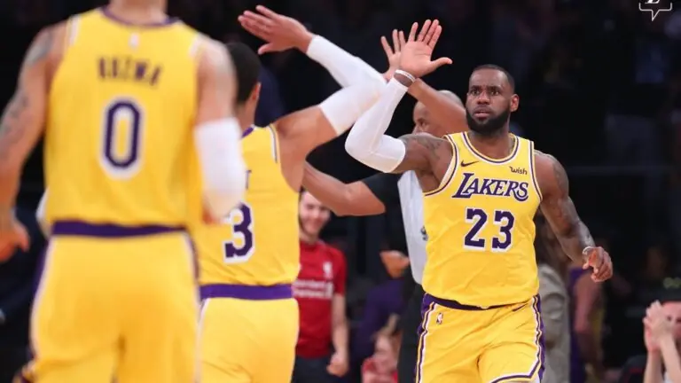 Lesão de Lebron James: saiba quando o astro volta a jogar pelo Lakers