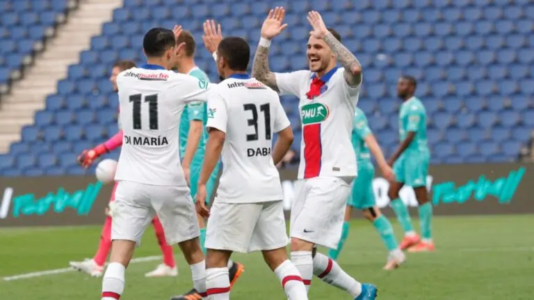 Neymar marca, PSG goleia Angers e vai à semifinal da Copa da França