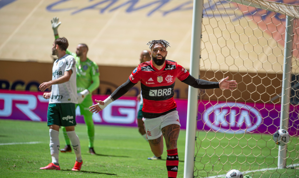 Flamengo venceu a Supercopa diante do Palmeiras, dentro do Mané Garrincha