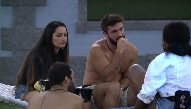 Arthur falou sobre Carla Diaz no BBB21