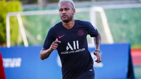 Neymar vive temporada com pior média de gols no PSG