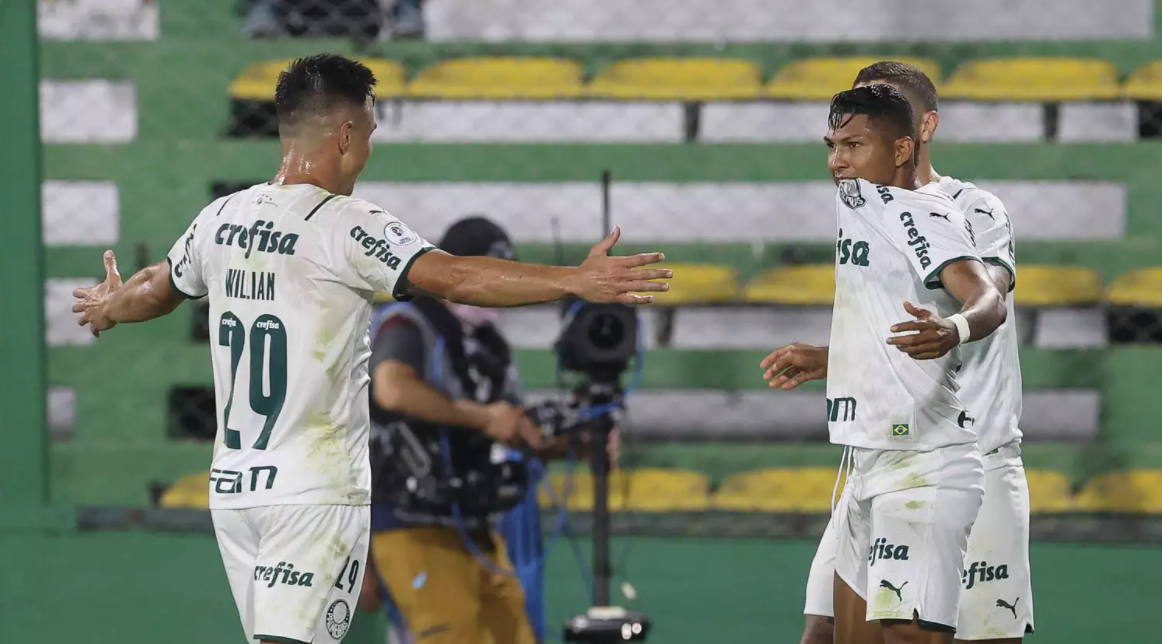Veja como assistir ao vivo jogo do Palmeiras na Recopa hoje
