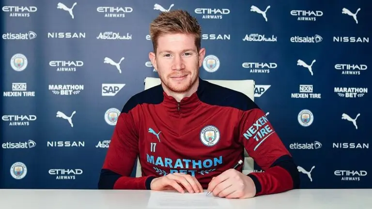 Kevin De Bruyne renova com Manchester City até 2025