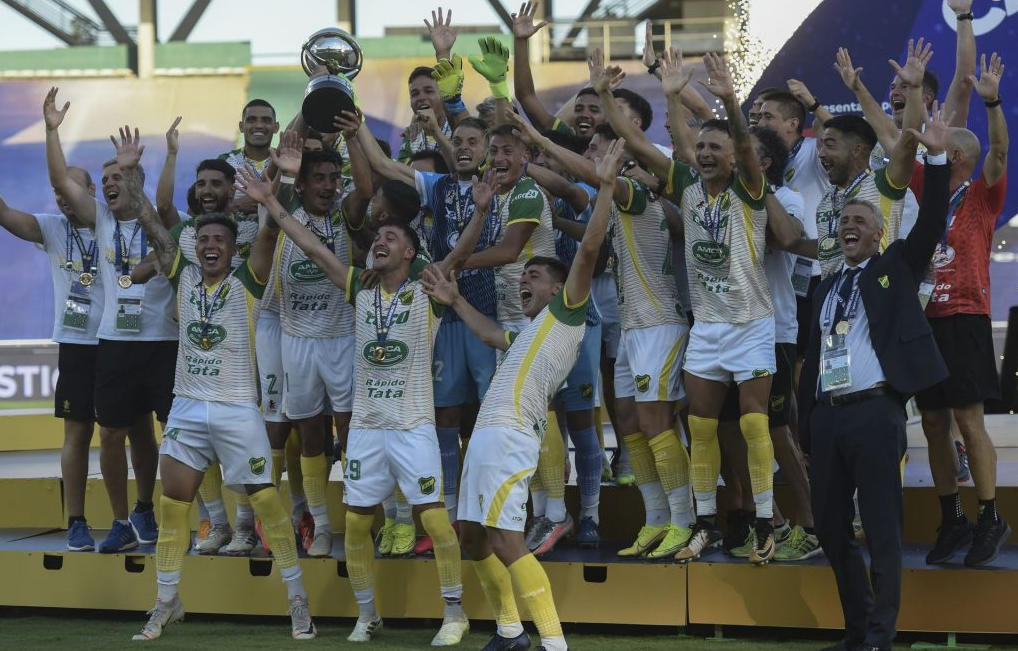 Argentinos do Defensa y Justicia venceram competição de 2020 no Estádio Mario Kempes