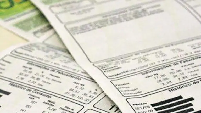 Taxas das bandeiras tarifárias da conta de luz devem ser revisadas