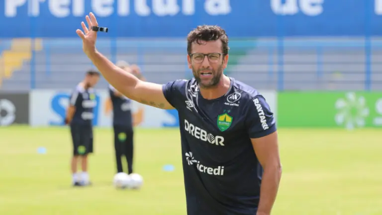 4 de Julho x Cuiabá: como assistir e horário do jogo de hoje – 15/4