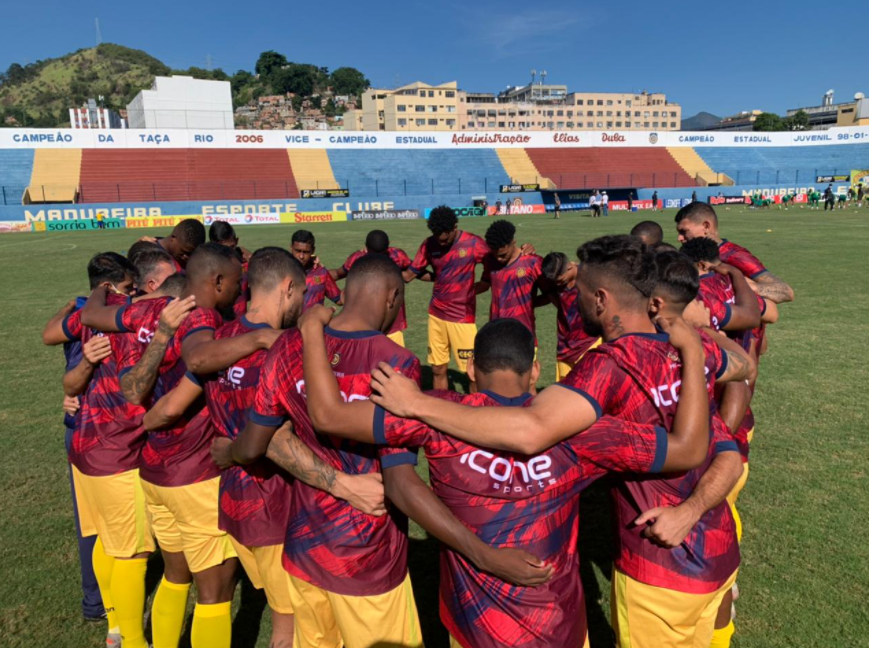 Saiba como assistir ao vivo jogo Madureira e Macaé