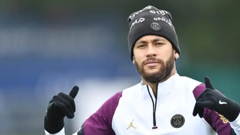 Homem é preso após tentar invadir casa de Neymar na França