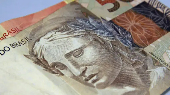 Conheça o fundo de renda fixa com meta de superar os títulos públicos