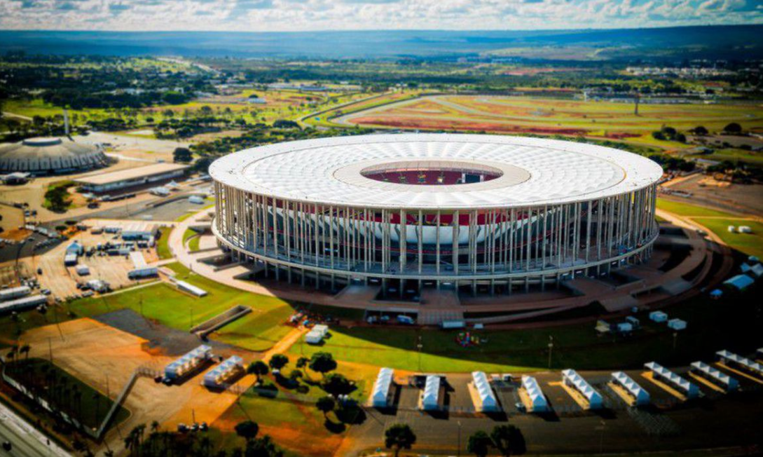 Estádio Mané Garrincha, em Brasília, é favorito para receber final da Sul-americana 2021