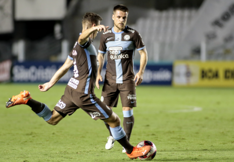 Timão venceu Santos por 2 a 0 no Estadual