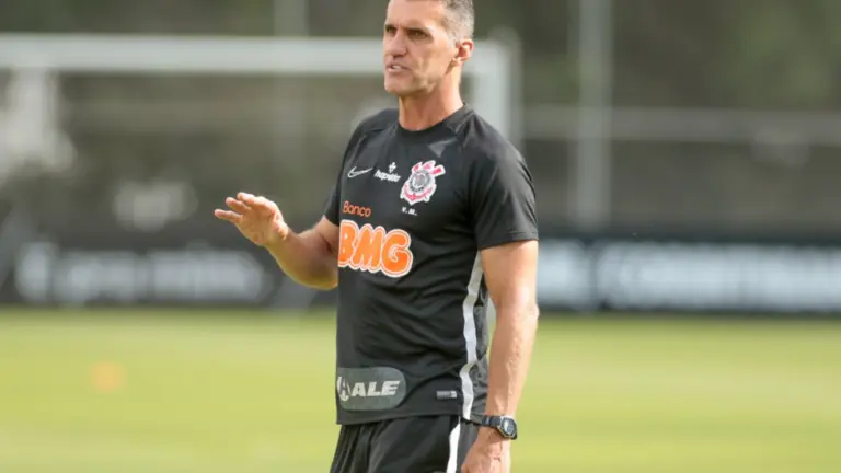 Mancini merece sair do Corinthians? Veja a trajetória no Timão