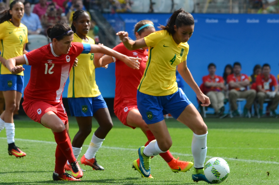 Seleção feminina vai em busca da inédita medalha de ouro