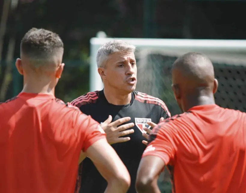 Hernán Crespo começa seu trabalho no São Paulo com sete vitórias em nove jogos