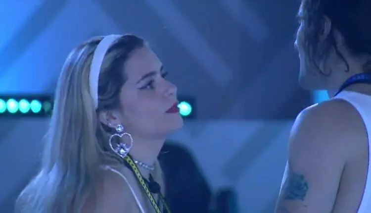 Viih Tube falando sobre paredão do BBB21 com Fiuk