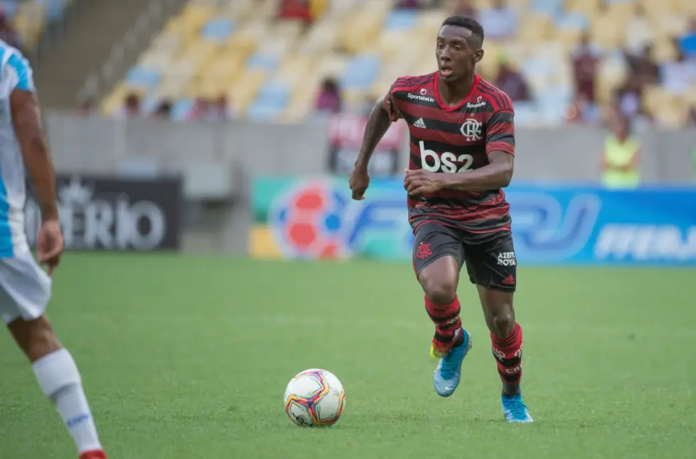 Yuri Cesar é mais uma jovem promessa do Flamengo pouco aproveitada e que acabou sendo vendida