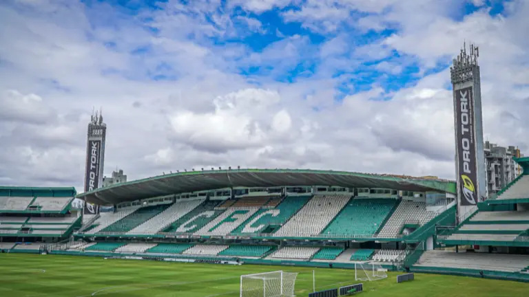Jogo do Coritiba e Avaí hoje – 29/5: como assistir ao vivo e horário