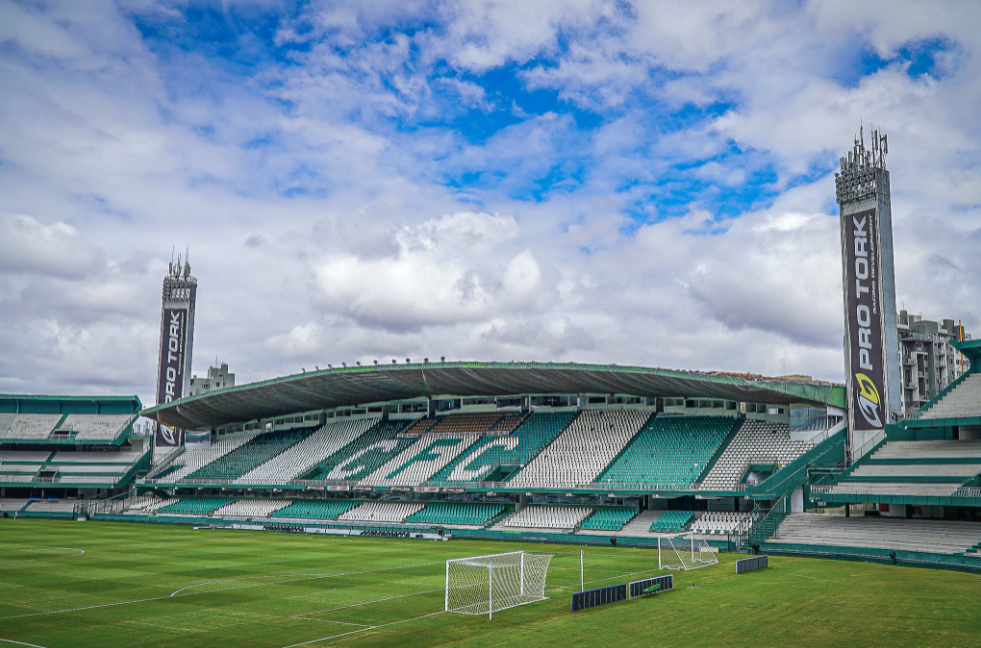 Jogo do Coritiba e Avaí hoje – 29/5: como assistir ao vivo e horário