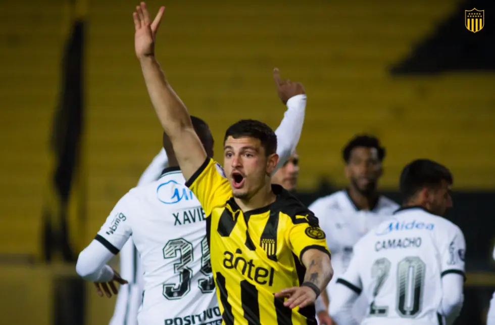 Derrota por 4 a 0 para o Peñarol tirou chances do Timão seguir vivo no torneio