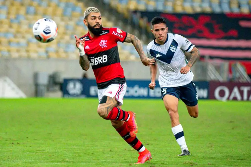 Flamengo avançou líder de seu grupo, mas empatou seus três últimos jogos no torneio