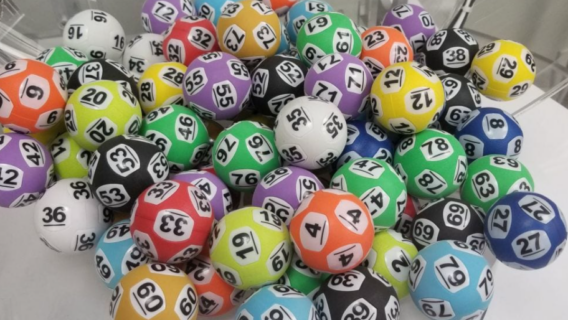 Sorteio da Lotofácil de hoje, concurso 2241, tem prêmio de R$ 1,5 milhão