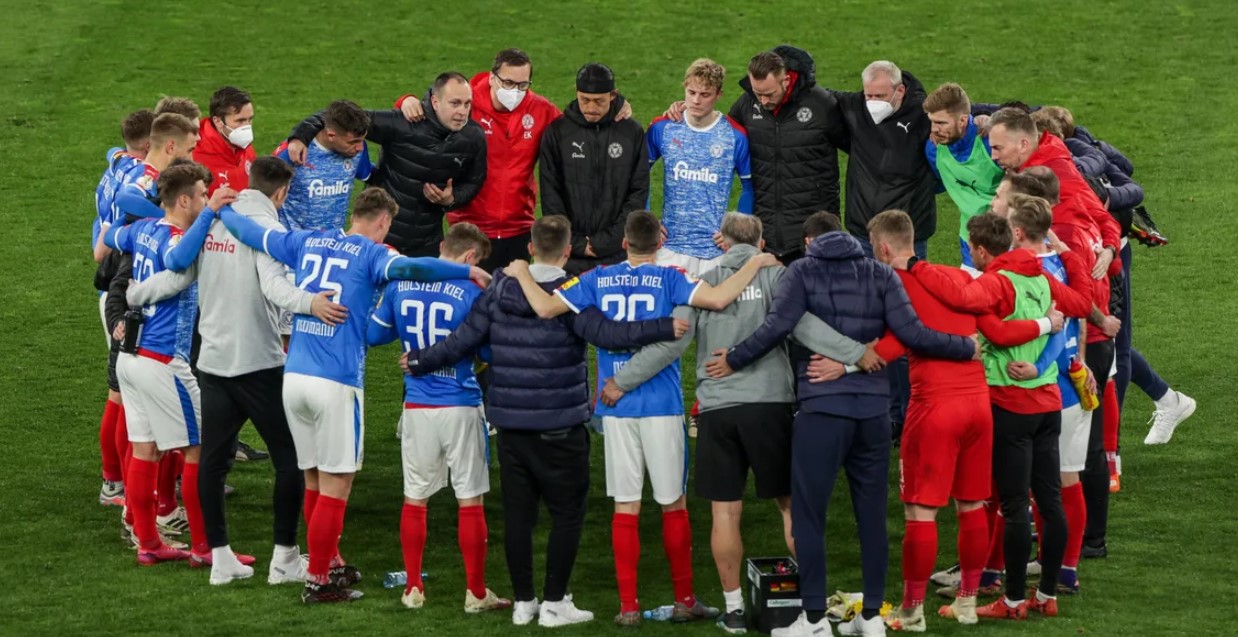 Besichtigungsort, Spielplan und Mannschaften (29.05.)