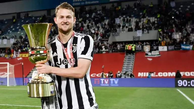 De Ligt no Barcelona? Clube espanhol mira jogador na próxima janela