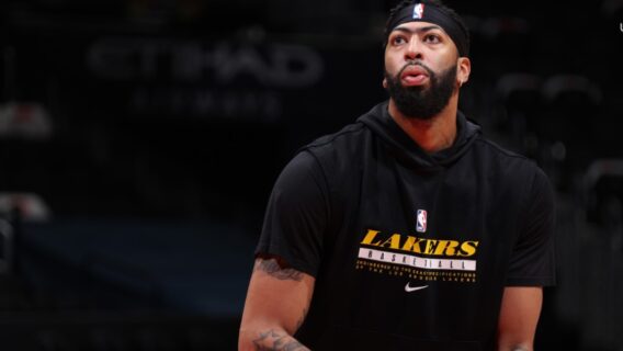 Próximo dos playoffs, nova lesão de Anthony Davis preocupa Lakers