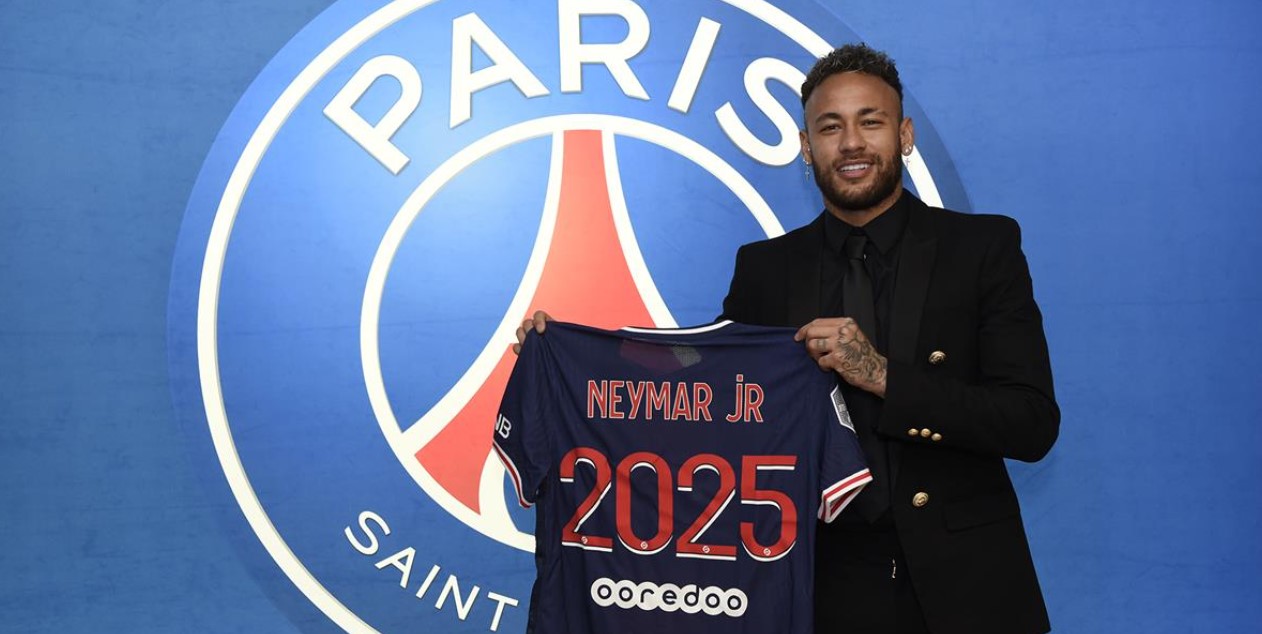 Fim da novela: Neymar acerta renovação de contrato com o PSG até 2025