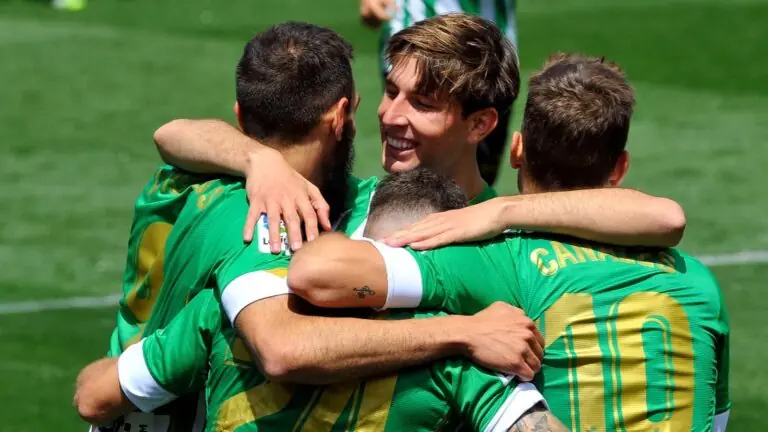 Betis x Granada: onde assistir ao jogo do Campeonato Espanhol (10/05)