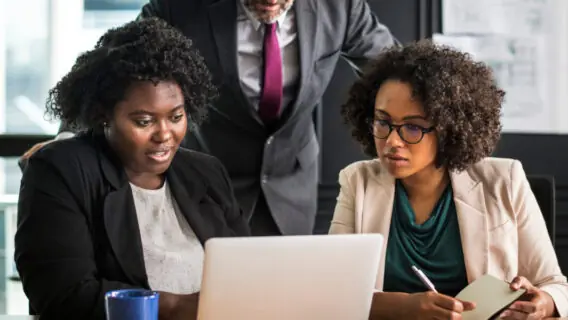 Pronampe 2021: tire 8 dúvidas sobre a linha de crédito para MEI