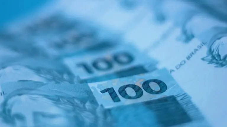 Tributação que reduz cotas do investidor em fundos poderá ser anual