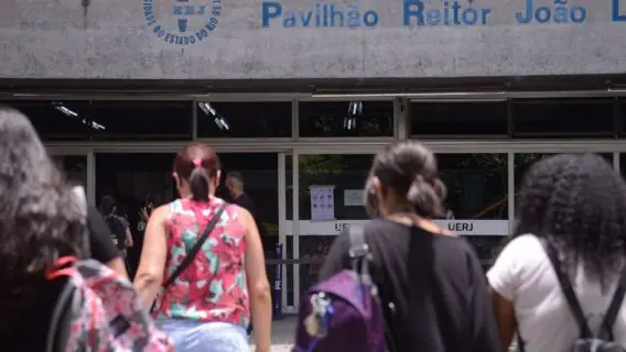 Supensão de pagamento do Fies em 2021: confira as regras