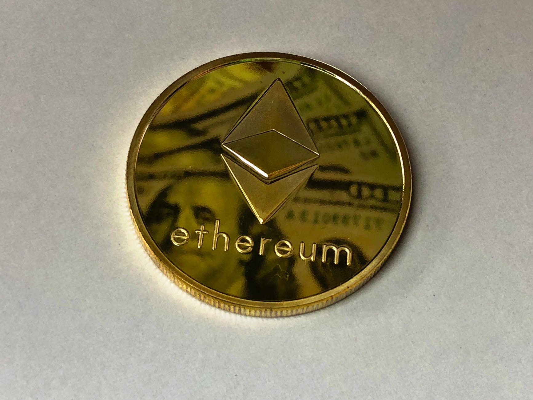 materia sobre a criptomoeda ethereum