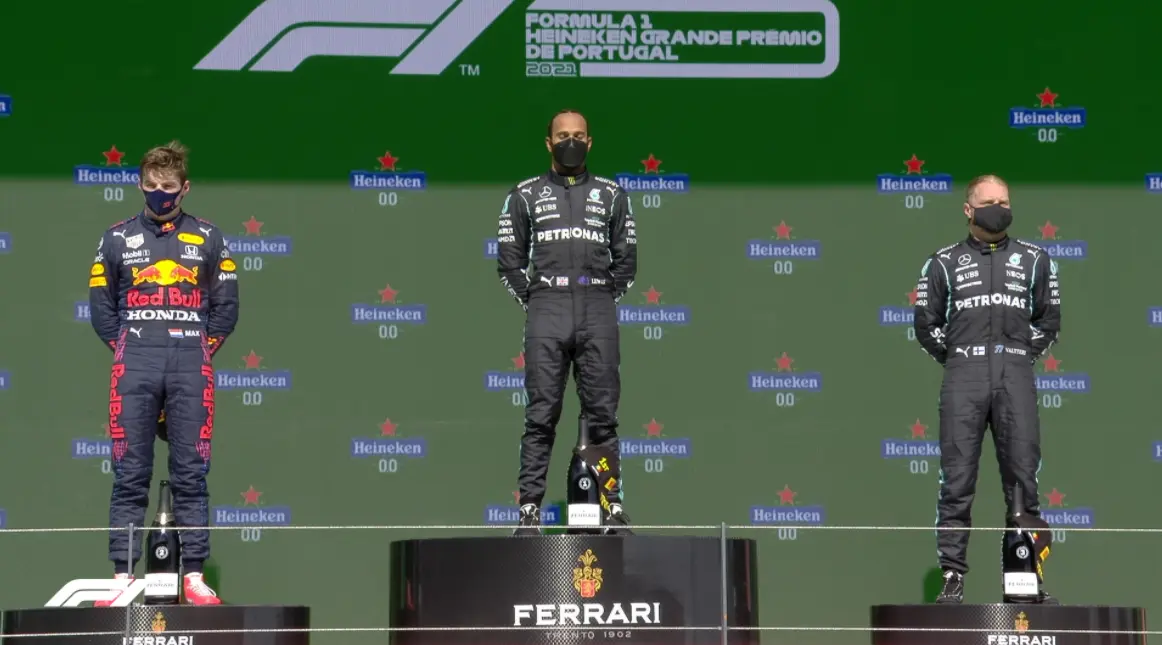 Sabe quem ganhou a F1 hoje? ele mesmo, Hamilton
